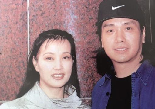 娱乐吃瓜封面如何做视频,揭秘热门内容制作全流程