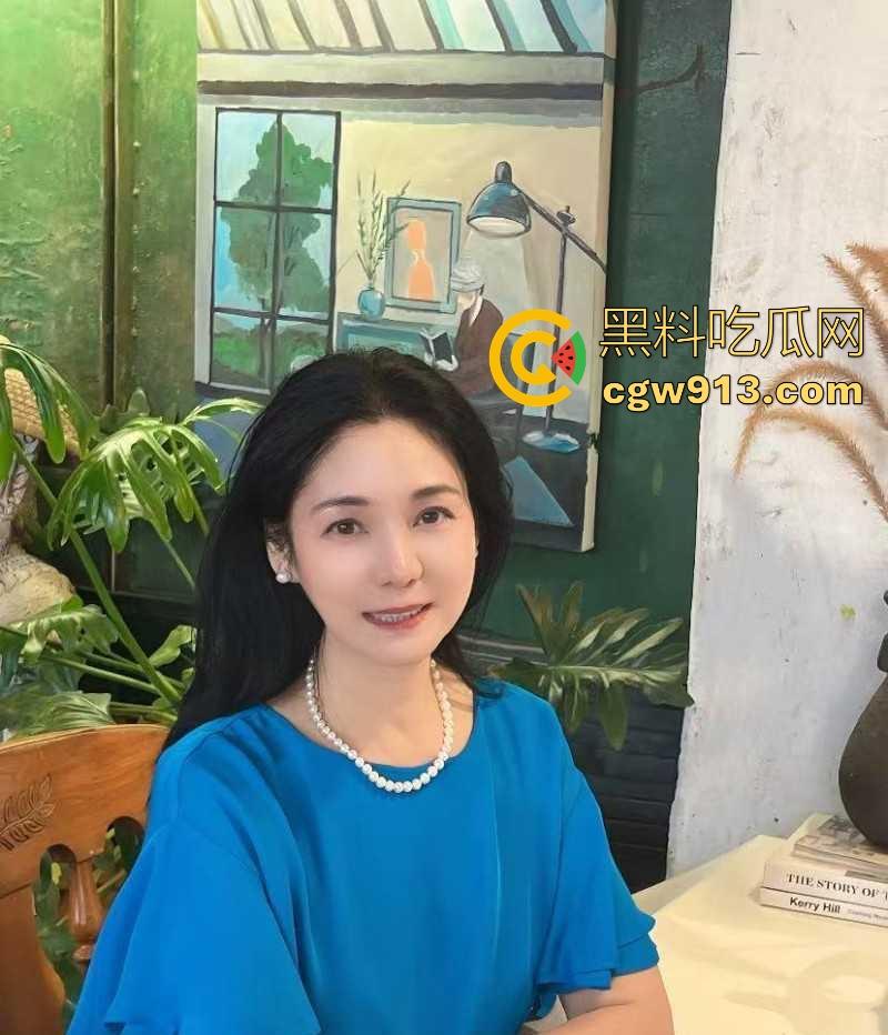 性感骚妈醉酒后惨遭淫魔儿子强上，抬腿猛干骚穴，淫水泛滥，操哭后下意识发出呻吟！-2